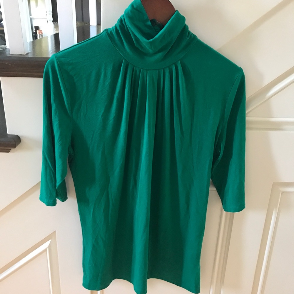 Short Sleeve Banana Republic Turtleneck w/Zipper